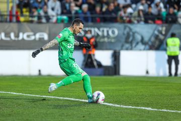 Estrela da Amadora: ‘clean sheet’ de João Costa no reencontro com o dragão