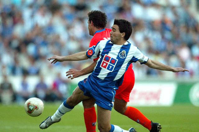 Deco no jogo com o Alverca, a 25 de abril de 2004 - Foto: A BOLA