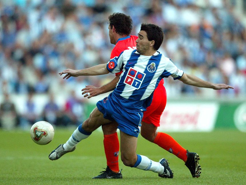 Deco no jogo com o Alverca, a 25 de abril de 2004 - Foto: A BOLA