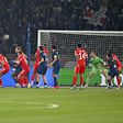 PSG e Bayern voltam a jogar para a semana. Felizmente! (crónica)