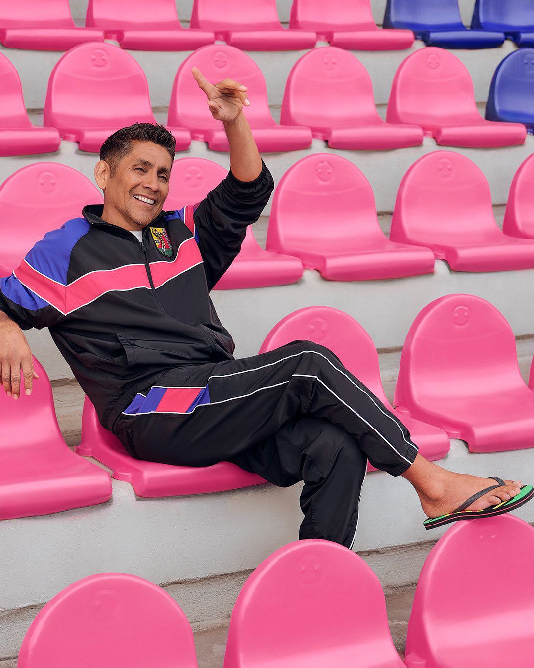 Jorge Campos na parceria com a American Eagle