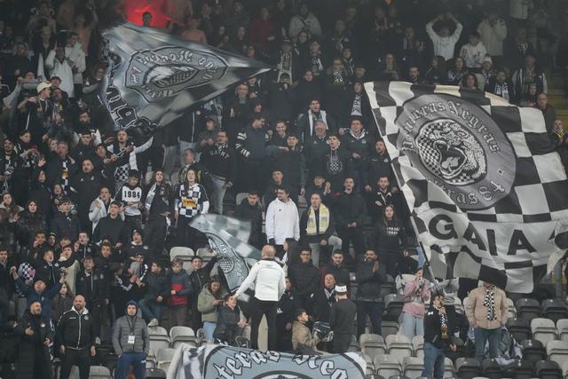 Adeptos do Boavista no Bessa