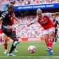 «Neste momento o futebol feminino é um produto» — na foto, fase do Arsenal-Lyon de há três dias, na meia-final da Liga dos Campeões. Foto Imago
