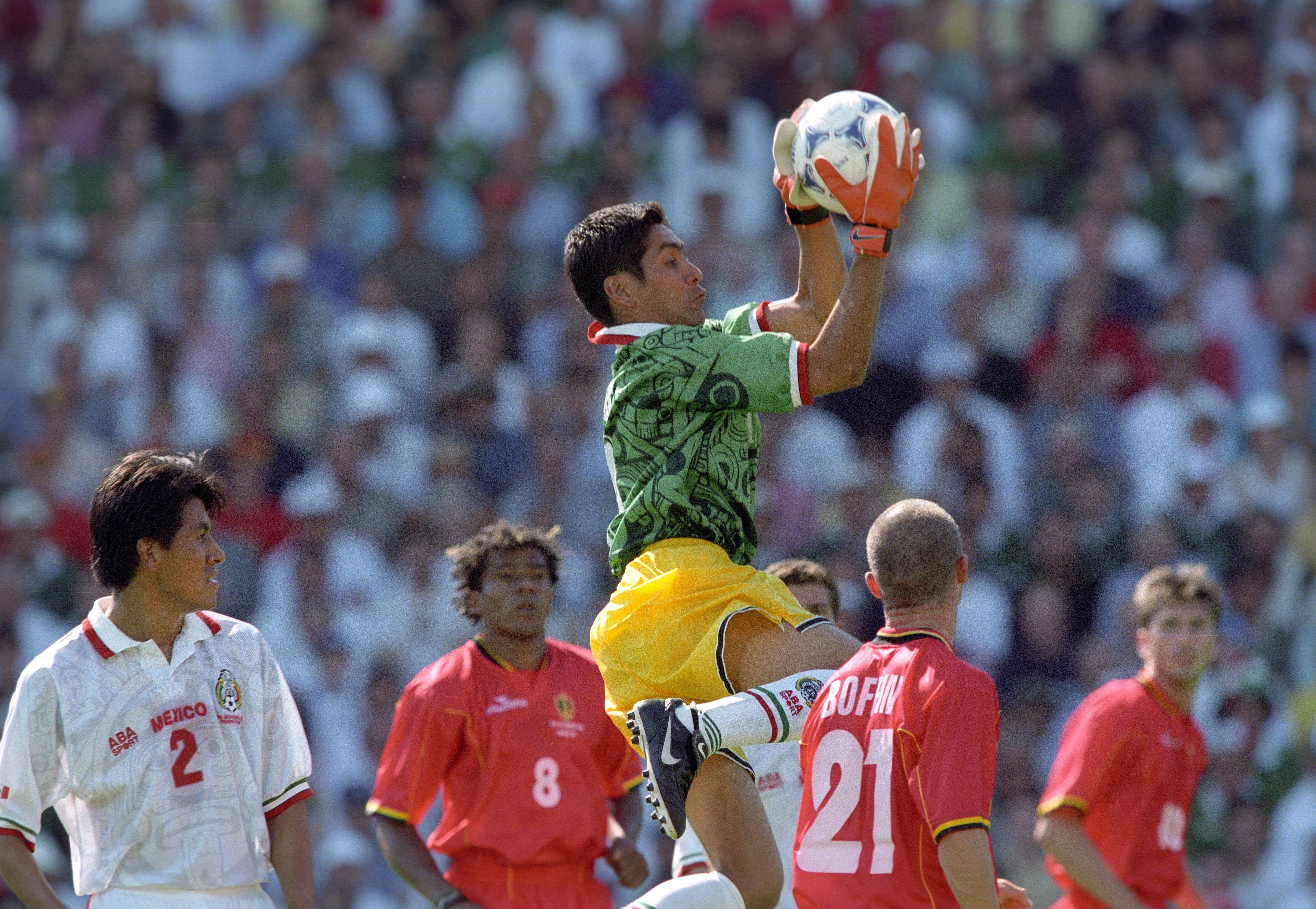Jorge Campos no Mundial 1998 - foto: Imago
