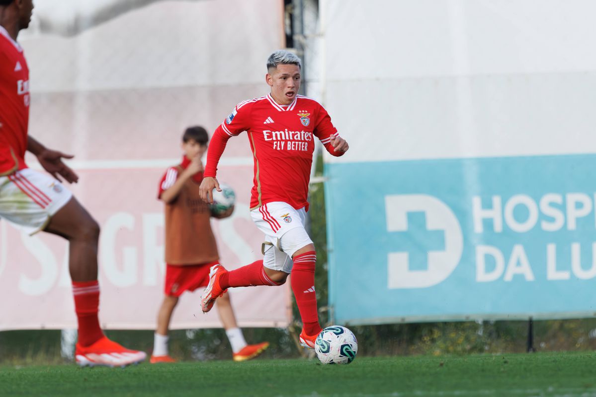 Liga 2: Prestianni em destaque na vitória do Benfica B