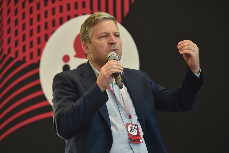 «Tempo de Rui Costa no Benfica acabou. É preciso sangue novo»