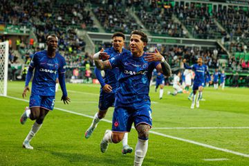Ex-Benfica ajuda Chelsea a fazer história na Conference League às custas do Betis