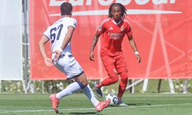 Taça Revelação: Benfica dá passo em frente rumo ao título
