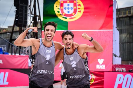 Pedrosa e Campos voltam a ganhar no Brasil