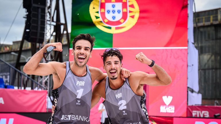 Pedrosa e Campos vencem em Ostrava e segue-se dupla polaca