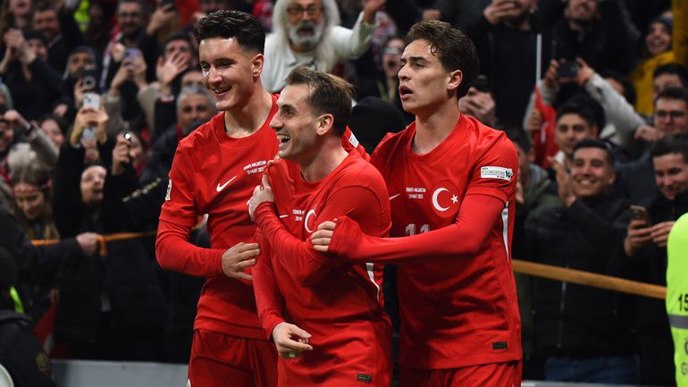FC Porto: Turquia chama Deniz Gul