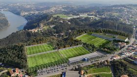 FC Porto e Câmara de Gaia assinam protocolo da Academia