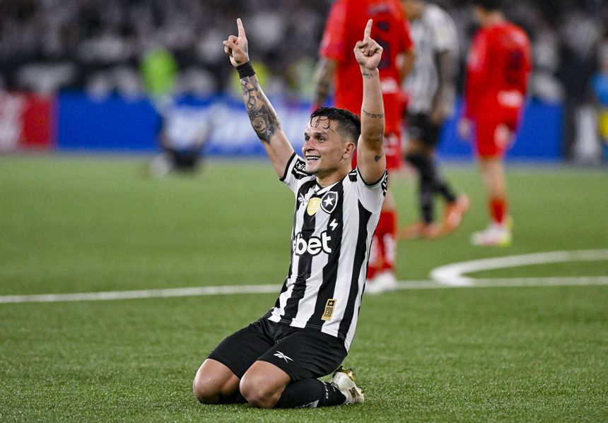 Artur, extremo no Botafogo