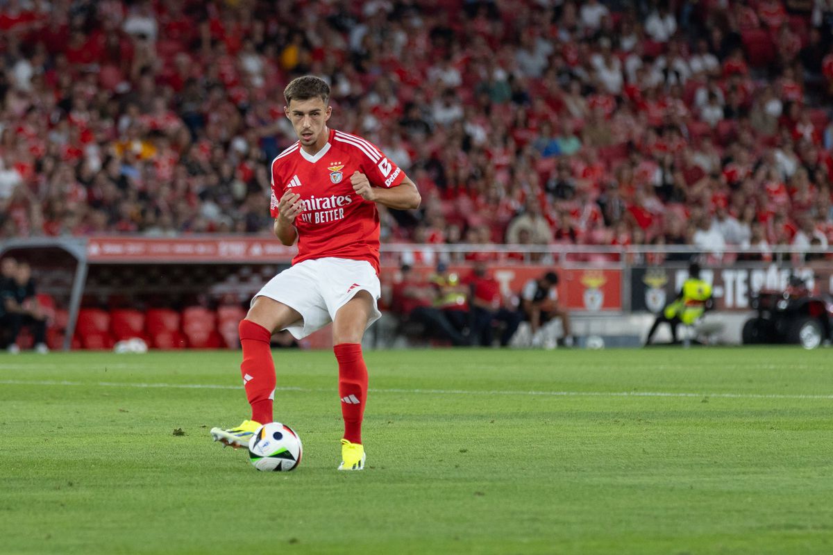 Estoril: substituto de Pedro Álvaro pode vir do Benfica