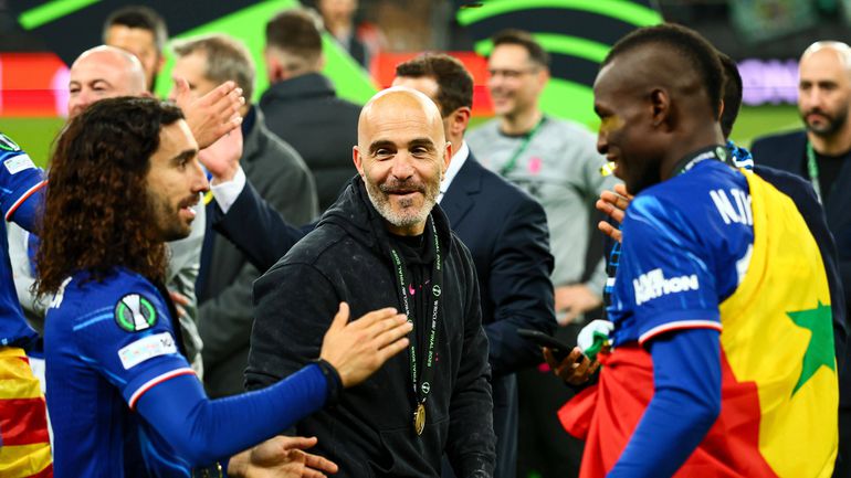 Sevilha manda bicada ao Betis: «Parabéns ao nosso querido Enzo Maresca»