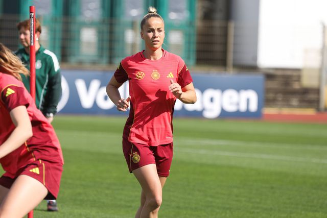 «Recebo fotos de homens nus todos os dias»