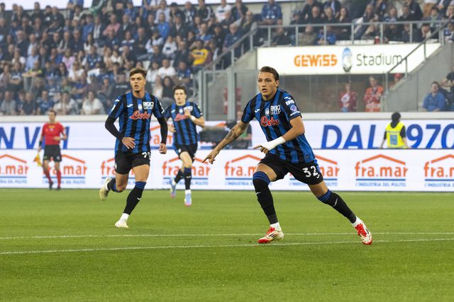 Mateo Retegui ao serviço da Atalanta diante do Parma