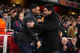 «Todos se riem do United, mas chegou a cinco finais e o Arsenal não» 