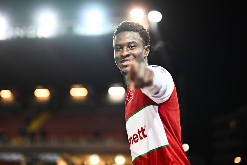 Wilguens Paugain, lateral-direito de 24 anos, tem seis internacionalizações pelo Haiti