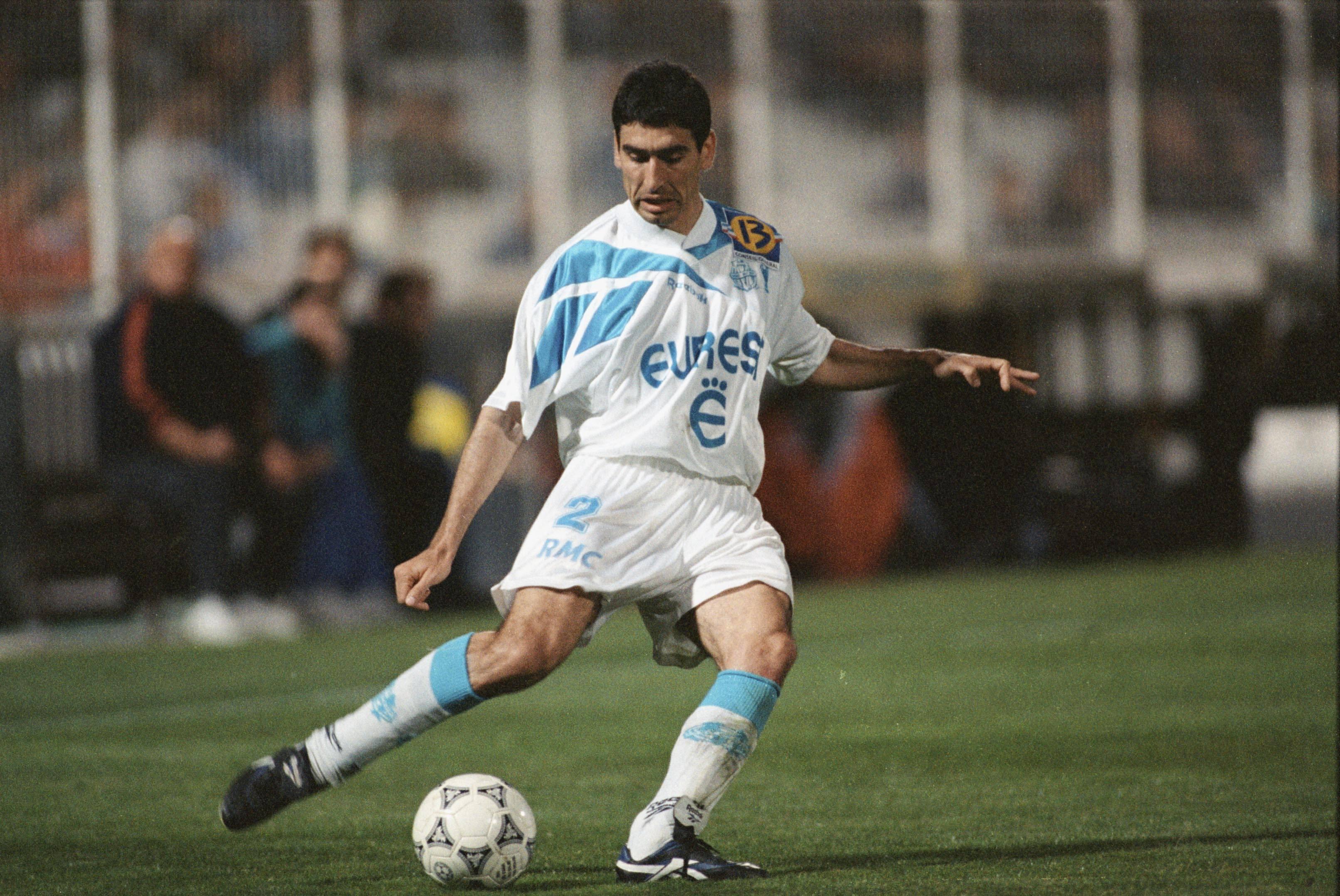 Marselha (1994/95) - Depois do escândalo de 1994, o emblema francês disputou a Taça UEFA na Ligue 2, mesmo tendo vencido a Champions no ano antes. Chegaram à 2.ª ronda, sendo derrotados pelo Sion.