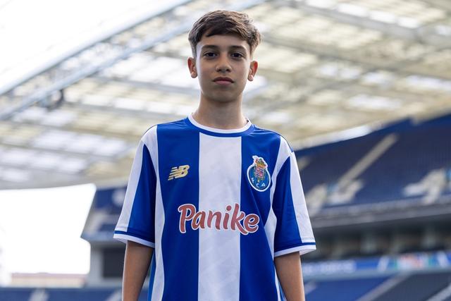 Martim Moreira continua a vestir a camsiola azul e branca - Foto: FC Porto