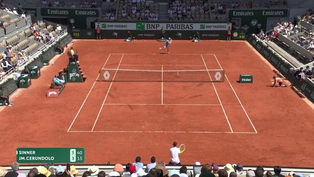 Sinner tem colapso e está fora de Roland Garros