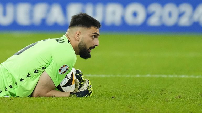 Mamardashvili: «Kvaratskhelia é melhor do que toda a seleção espanhola»