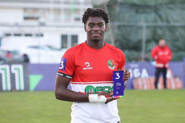 Benfica pensa em Sidney Powell para as equipas B e sub-23