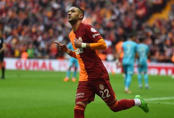 OFICIAL: Ziyech fica em definitivo no Galatasaray