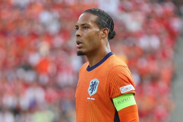 Van Dijk: «Se não melhorarmos, não temos mais nada para fazer aqui»