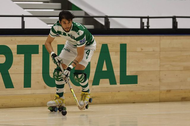 Barcelona oficializa ex-Sporting