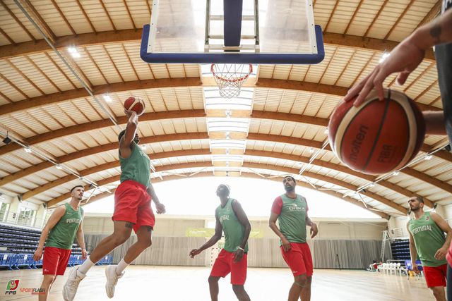 Portugal vence Noruega em Madrid