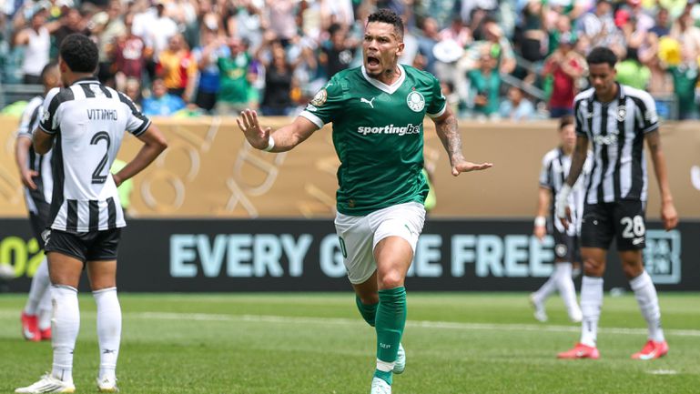 Abel leva a melhor sobre Renato Paiva e o Palmeiras está nos 'quartos' do Mundial