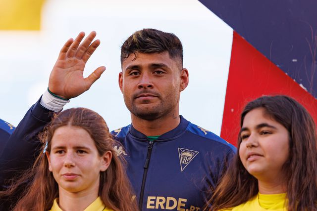 Chamorro devolvido: Estoril procura um novo guarda-redes