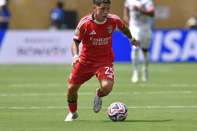 Benfica «É uma alegria muito grande que Otamendi continue»