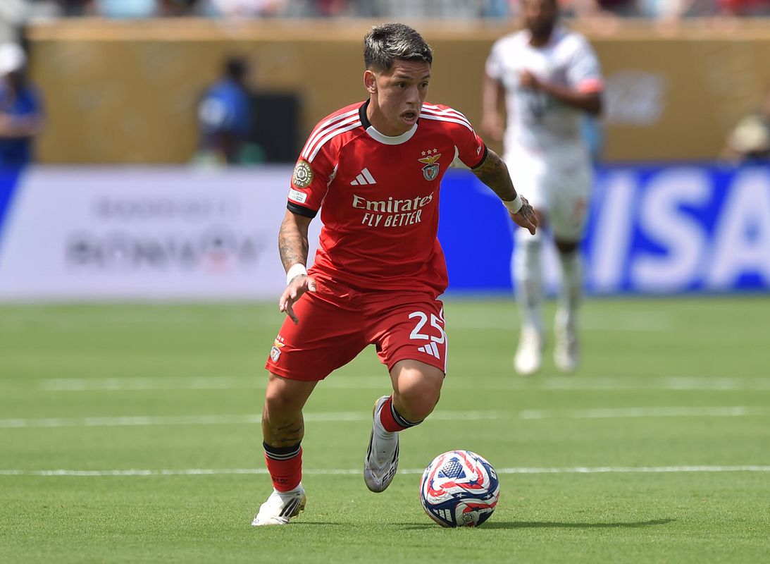 Benfica «É uma alegria muito grande que Otamendi continue»