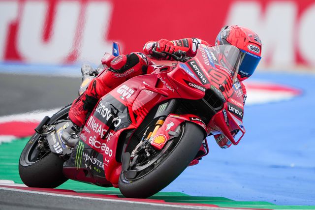 Márquez triunfa em Assen e Yamaha de Miguel volta a ser a melhor