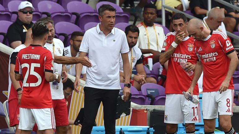 Benfica-Chelsea: Bruno Lage volta a mudar o onze