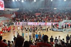 Sporting faz guarda de honra ao bicampeonato do Benfica