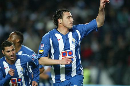 Tal como André Silva, Hugo Almeida saiu cedo do FC Porto para o estrangeiro - Foto: A BOLA