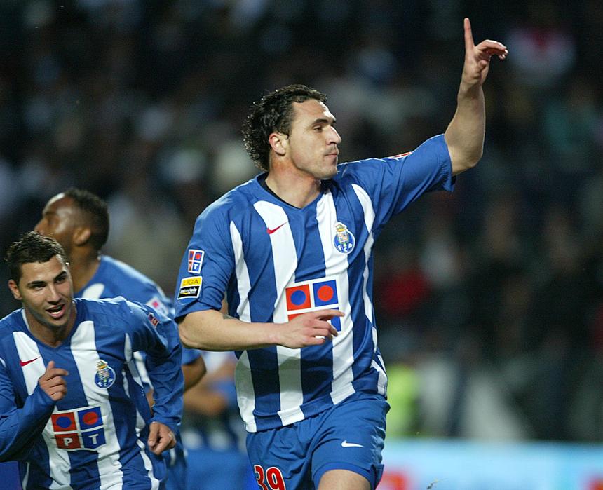 Tal como André Silva, Hugo Almeida saiu cedo do FC Porto para o estrangeiro - Foto: A BOLA