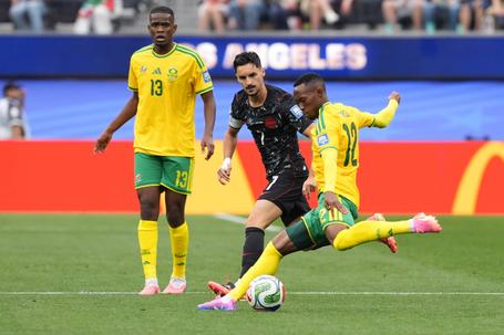 África do Sul-Canadá: canadianos por cima