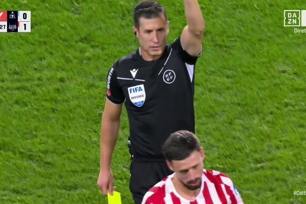 Lenglet expulso por César Soto Grado