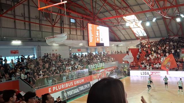 Luz a ferver para o decisivo Benfica-Sporting