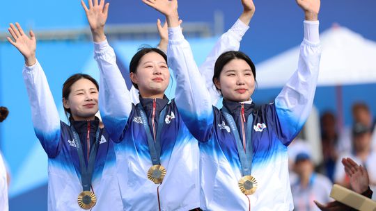 Tiro com arco: Coreia do Sul conquista 10.º ouro consecutivo em equipas femininas