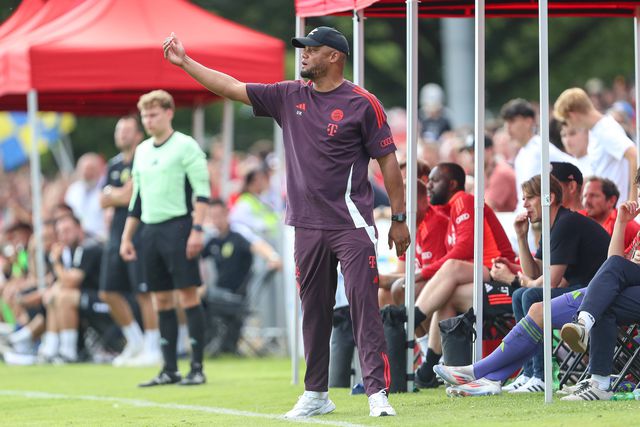 Bayern empata com uma equipa do quarto escalão alemão