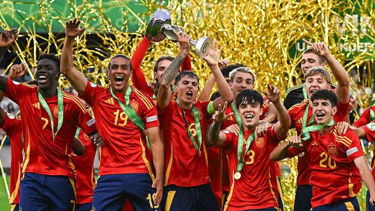 Espanha derrota a França e vence o Euro sub-19