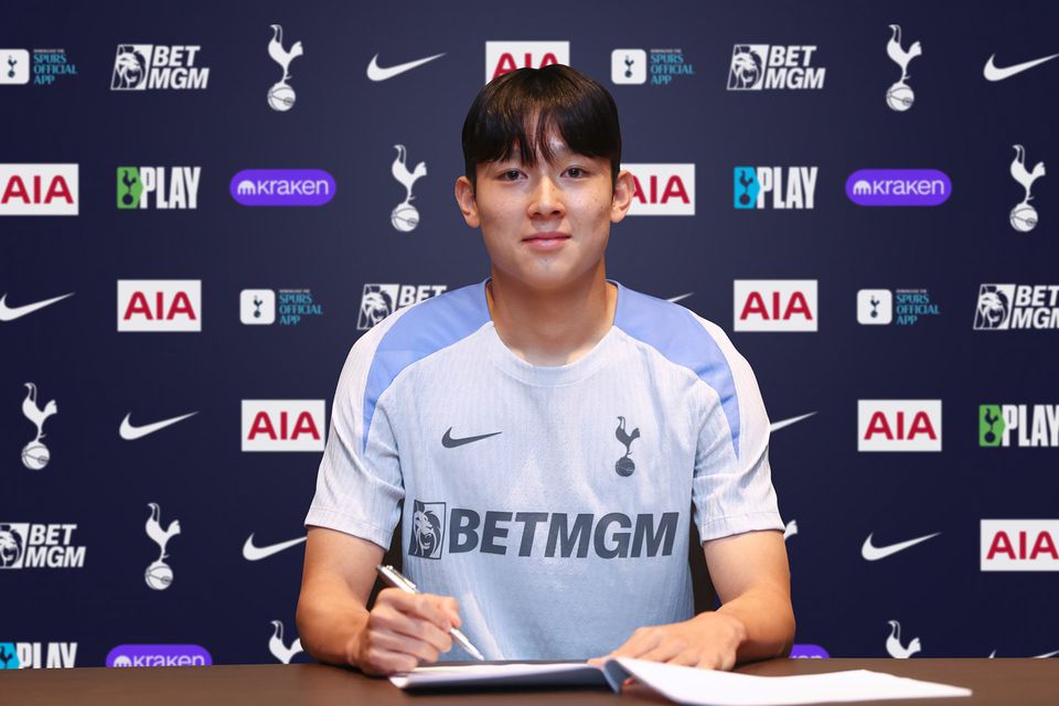 Mercado: Tottenham oficializa Yang Min-Hyeok para 2025