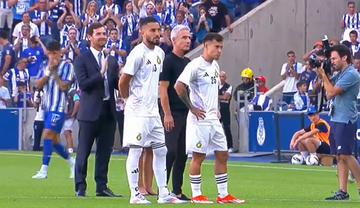 VÍDEO: FC Porto presta homenagem a Otávio, Alex Telles e Luís Castro