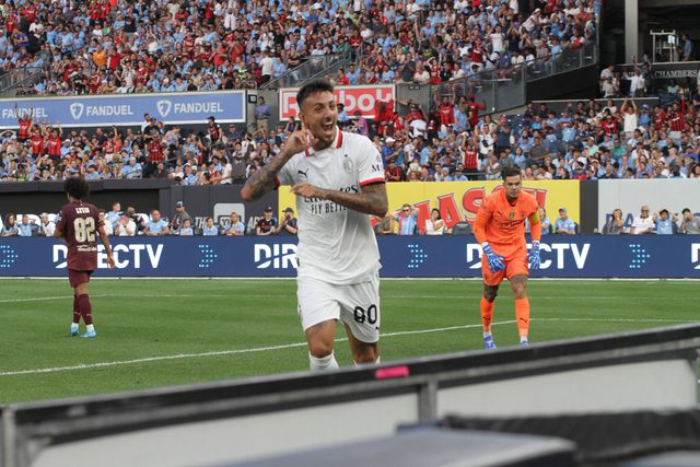 Milan de Paulo Fonseca vence Manchester City com reviravolta em Nova Iorque